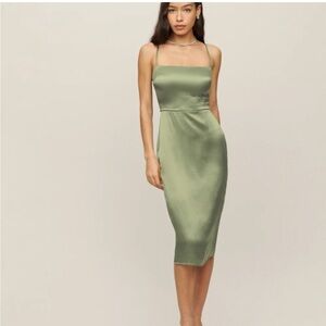SOLD!! NWT Reformation Oaklie Artichoke Green Silk Dress Size 6